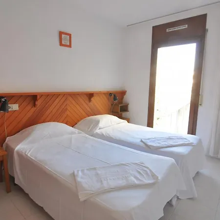 Rnet - Figueres Apartment