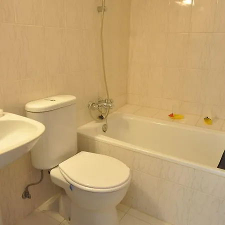 Rnet - Figueres Apartment